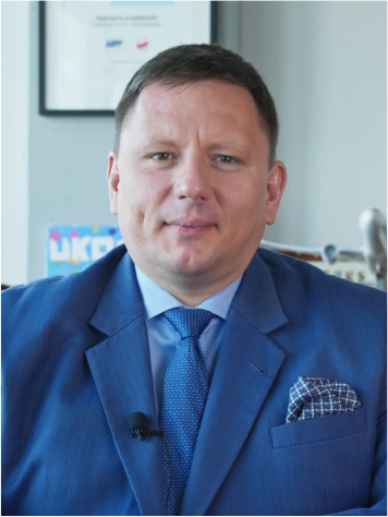 Rafał Milczarski - LOT Polish Airlines Rafał Milczarski - LOT Polish Airlines