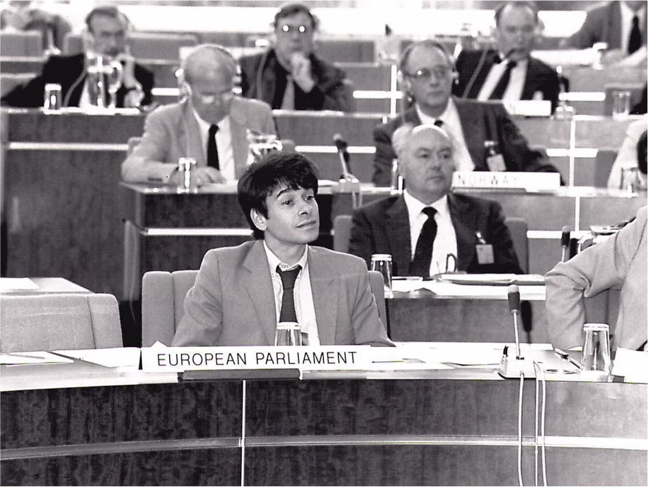 ECAC/13 - June 1988 ECAC/13 - June 1988