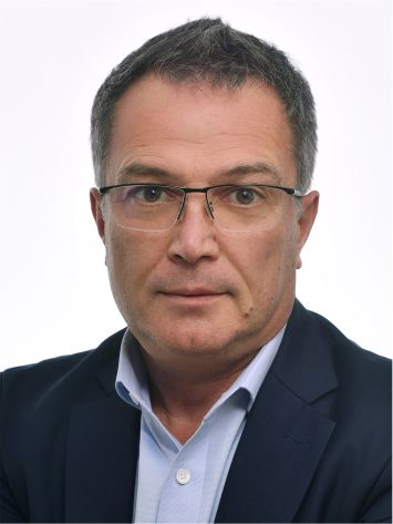 Maksim Et'hemaj - Albania Maksim Et'hemaj - Albania